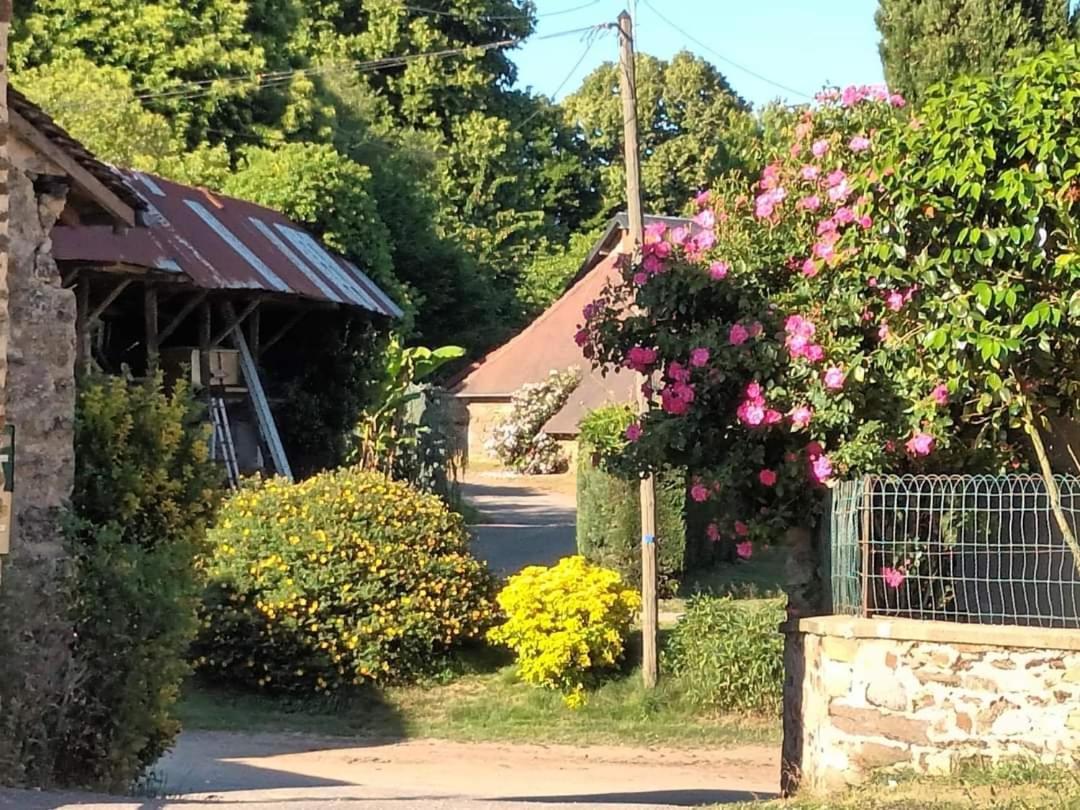 Chambre Dhotes B&B Le Figuier Benayes Exterior photo